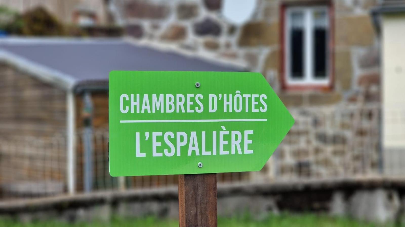 La Lys Martagon Bed & Breakfast Le Falgoux Exterior photo